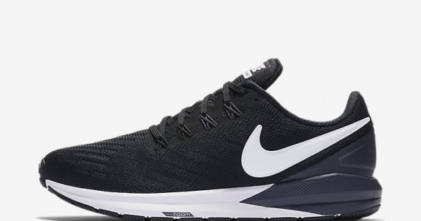 nike zoom structure 22 vs 23
